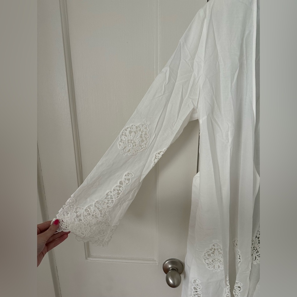 Girl & A Serious Dream MARRAKECH BRODERIE ANGLAISE CROCHET LACE ROBE - Picture 7 of 9